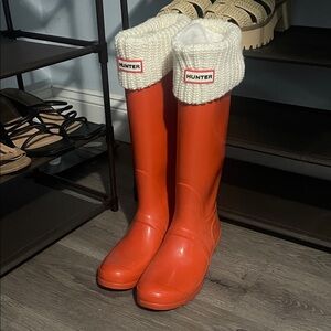 Hunter Vibrant Orange Boots with Removable White Sock inserts